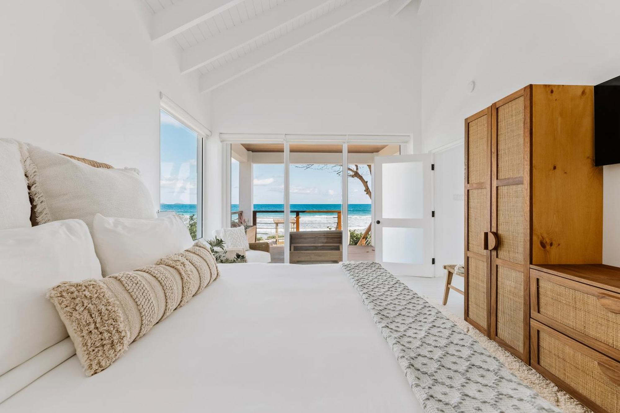 Long Bay Beach Resort فريش ووتر بوند المظهر الخارجي الصورة